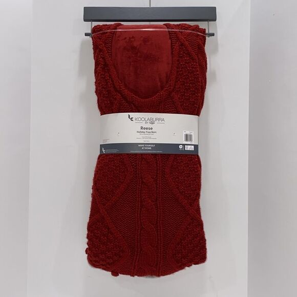 Koolaburra By UGG Reese 54" Round Knit Redwood Christmas Tree Holiday Skirt - Picture 7 of 9